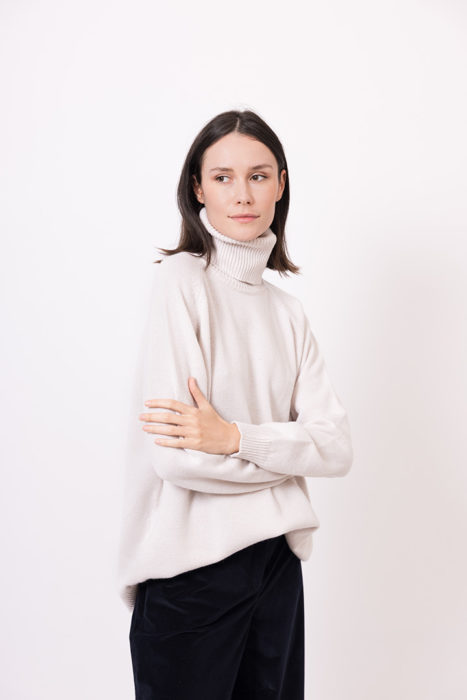 autumn-winter-2021-2022-woman-fashion-elena-hellen-19