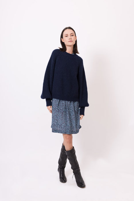autumn-winter-2021-2022-woman-fashion-elena-hellen-26